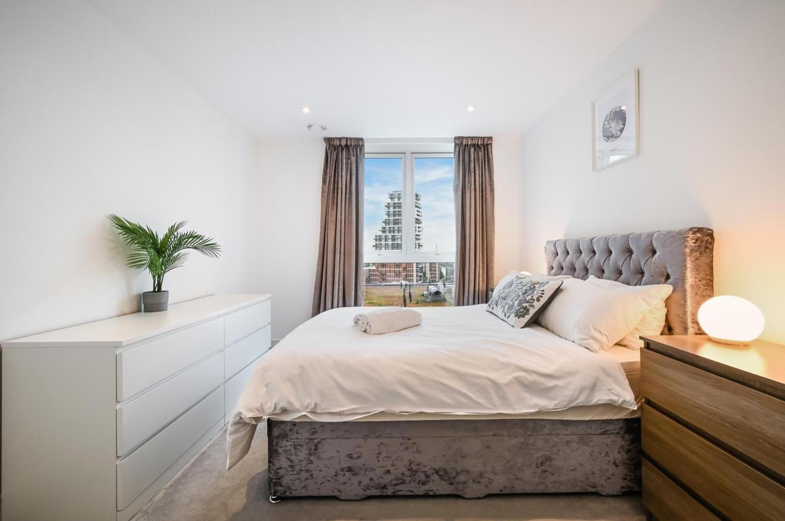 Central Luxury 2 Bed Apartment Londen Buitenkant foto
